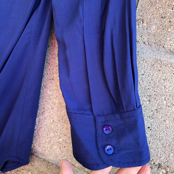 L'AGENCE long sleeve button down top - Picture 3 of 5